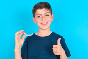 Does Invisalign Move Your Jaw usage